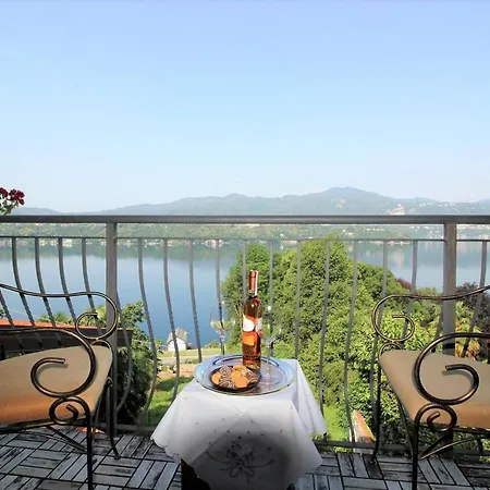 Giglio Flat With Wonderful View And Jacuzzi * Ameno