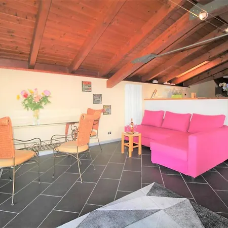 Giglio Flat With Wonderful View And Jacuzzi